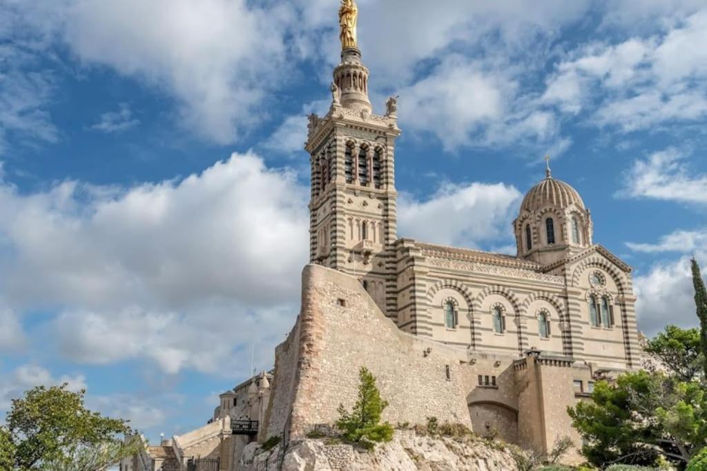 Logement Tres Chaleureux A Marseilles Buitenkant foto