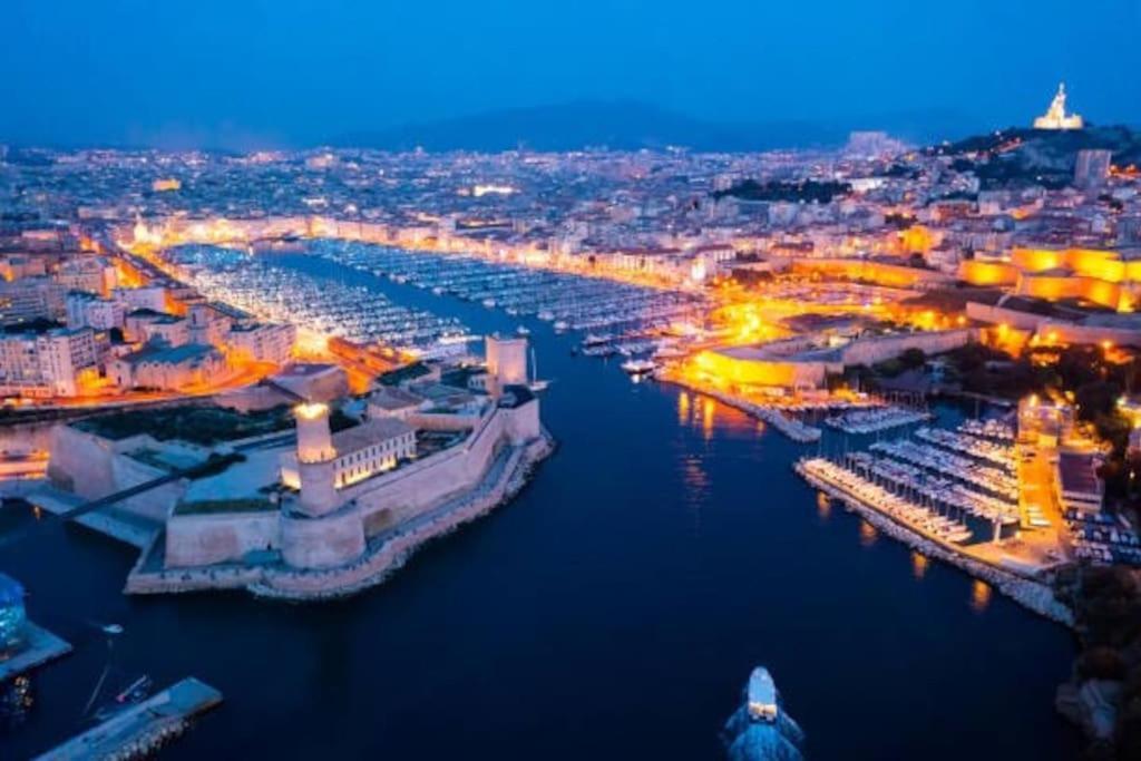Logement Tres Chaleureux A Marseilles Buitenkant foto