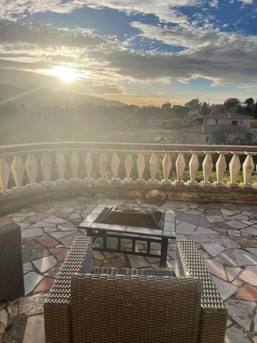 Logement Tres Chaleureux A Marseilles Buitenkant foto