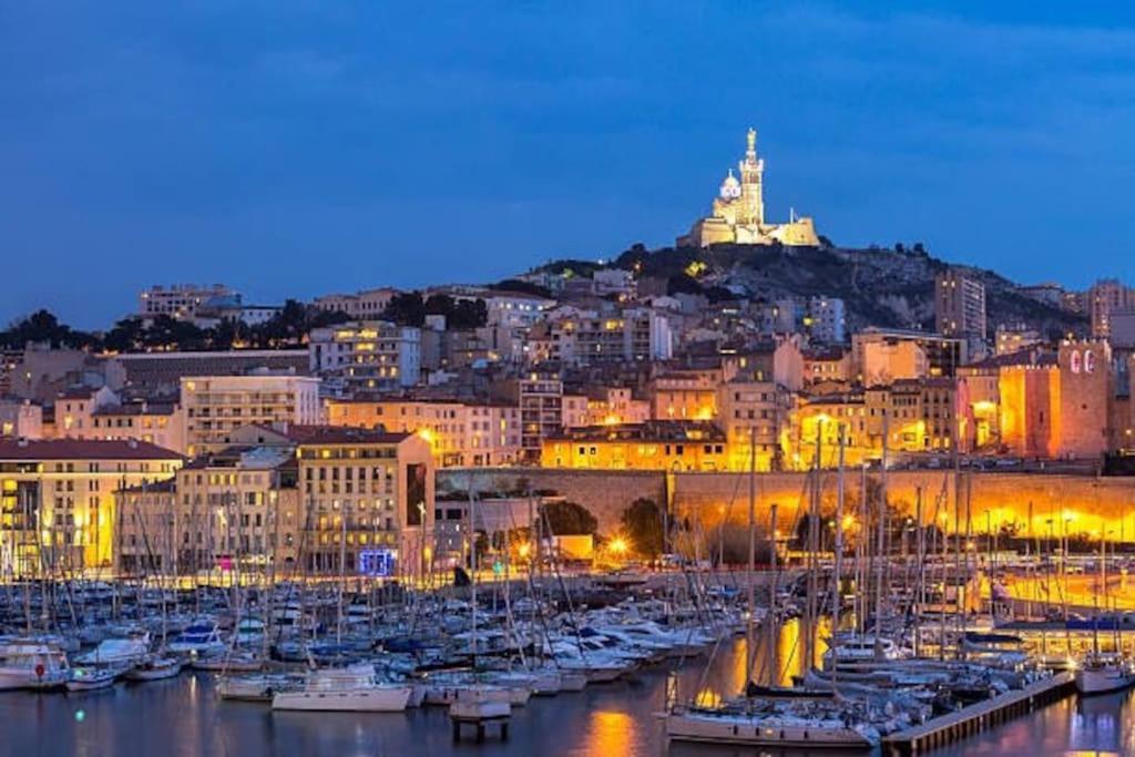 Logement Tres Chaleureux A Marseilles Buitenkant foto